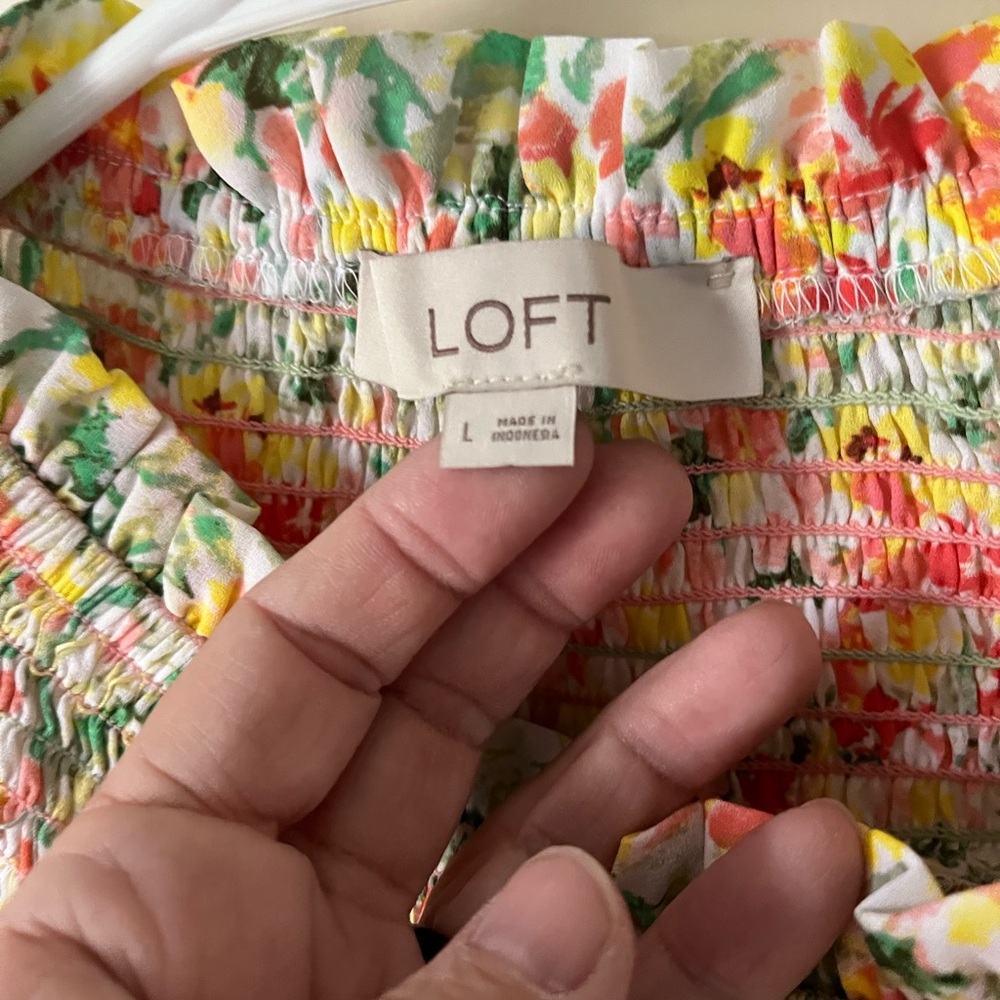 LOFT Multicolor Floral Smocked Blouse - Picture 4 of 5